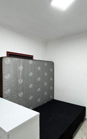Casa para alugar com 210m², 4 quartos e 2 vagas Casa para alugar com 210m², 4 quartos e 2 vagasQuarto de Serviço