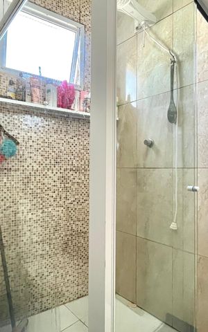 Casa para alugar com 144m², 3 quartos e 2 vagasBanheiro