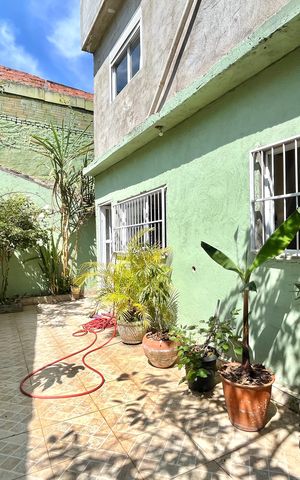 Casa para alugar com 144m², 3 quartos e 2 vagasQuintal