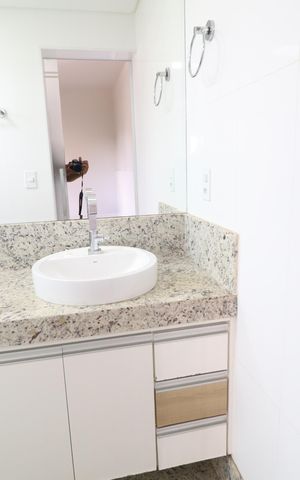 Apartamento para alugar com 106m², 3 quartos e 2 vagasBanheiro do Quarto 3