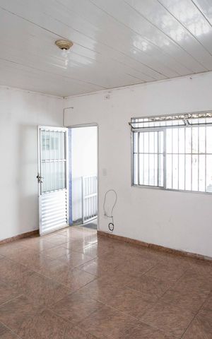 Casa para alugar com 55m², 1 quarto e sem vagaSala