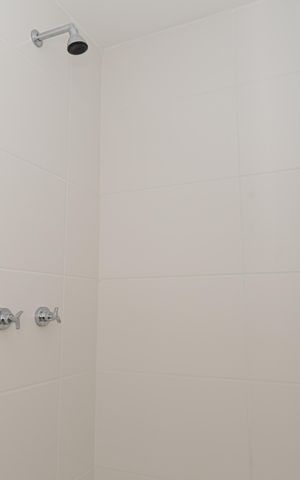 Studio à venda com 25m², 1 quarto e sem vaga Studio à venda com 25m², 1 quarto e sem vagaBanheiro