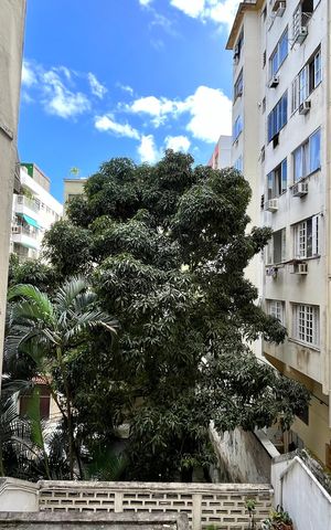 Apartamento à venda com 79m², 2 quartos e sem vaga Apartamento à venda com 79m², 2 quartos e sem vagaVista