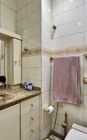 Apartamento à venda com 79m², 2 quartos e sem vaga Apartamento à venda com 79m², 2 quartos e sem vagaBanheiro