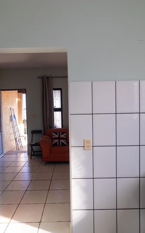 Casa à venda com 360m², 4 quartos e 2 vagas Casa à venda com 360m², 4 quartos e 2 vagasCozinha da casa 02