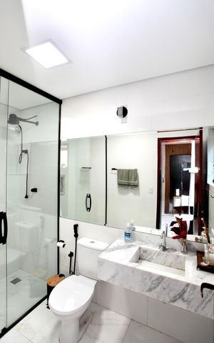 Casa à venda com 160m², 3 quartos e 2 vagas Casa à venda com 160m², 3 quartos e 2 vagasBanheiro Social 1