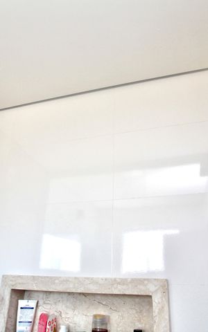 Casa à venda com 160m², 3 quartos e 2 vagas Casa à venda com 160m², 3 quartos e 2 vagasBanheiro da Suíte