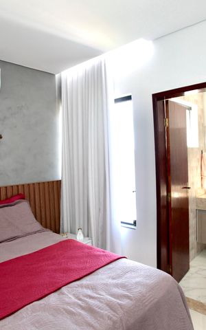 Casa à venda com 160m², 3 quartos e 2 vagas Casa à venda com 160m², 3 quartos e 2 vagasQuarto Suíte