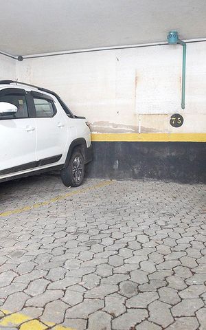 Casa de condomínio à venda com 100m², 3 quartos e 1 vagaBox Garsgem (01 vaga)