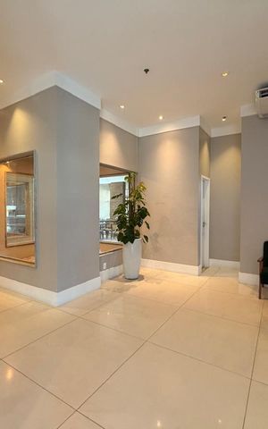 Studio à venda com 36m², 1 quarto e 1 vaga Studio à venda com 36m², 1 quarto e 1 vagaHall