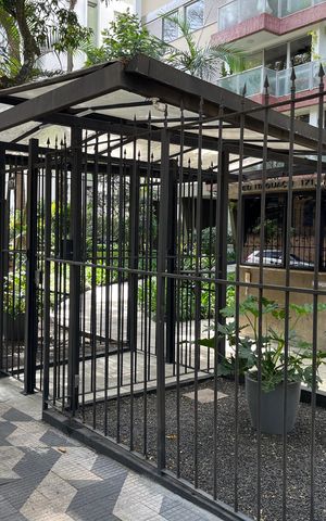 Apartamento à venda com 115m², 3 quartos e 1 vaga Apartamento à venda com 115m², 3 quartos e 1 vagaFachada do Prédio