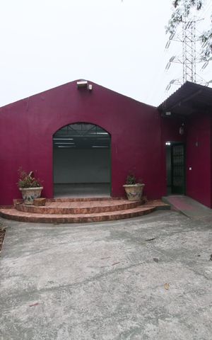Casa para alugar com 130m², 1 quarto e 1 vagaQuintal