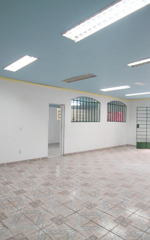 Casa para alugar com 130m², 1 quarto e 1 vagaSala