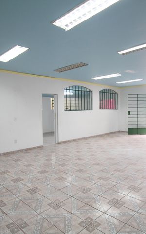 Casa para alugar com 130m², 1 quarto e 1 vagaSala