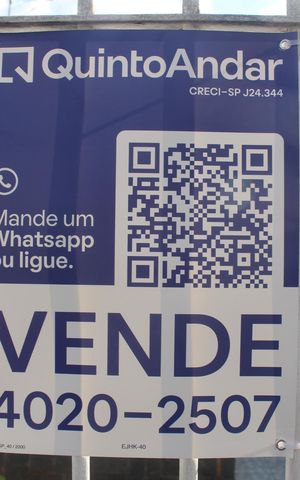 Casa à venda com 400m², 2 quartos e 6 vagasPlaca