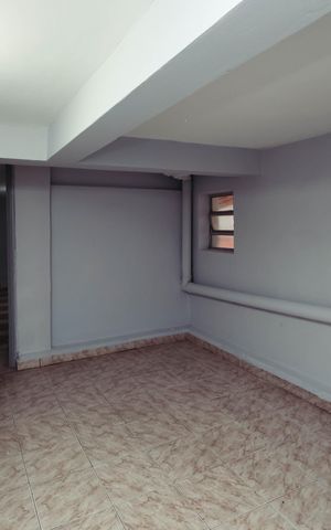 Casa à venda com 226m², 3 quartos e 2 vagasPorão