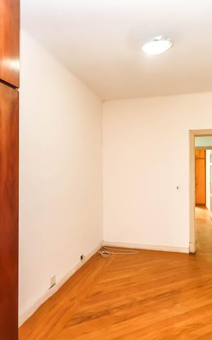 Casa à venda com 226m², 3 quartos e 2 vagasQuarto 3