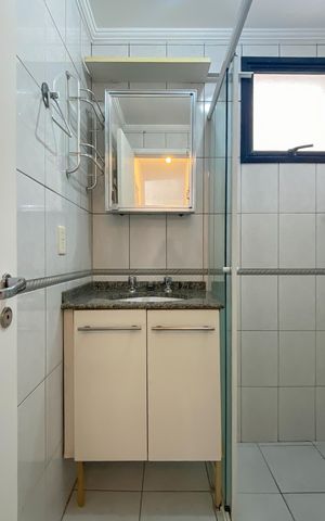 Apartamento para alugar com 55m², 2 quartos e 1 vaga Apartamento para alugar com 55m², 2 quartos e 1 vagaBanheiro