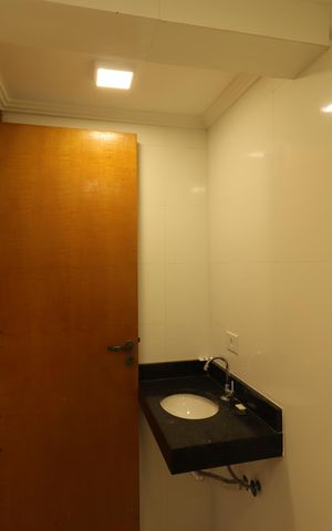 Apartamento para alugar com 83m², 2 quartos e 3 vagasBanheiro