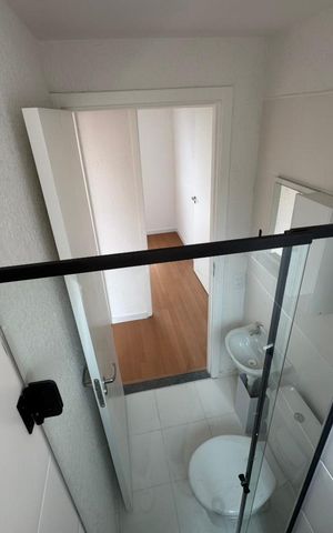 Apartamento à venda com 39m², 2 quartos e sem vaga Apartamento à venda com 39m², 2 quartos e sem vagaBanheiro