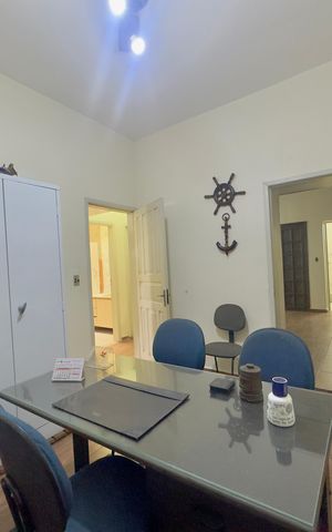 Casa à venda com 280m², 5 quartos e 2 vagas Casa à venda com 280m², 5 quartos e 2 vagasQuarto 1
