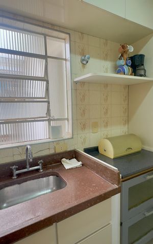 Casa à venda com 280m², 5 quartos e 2 vagas Casa à venda com 280m², 5 quartos e 2 vagasCozinha