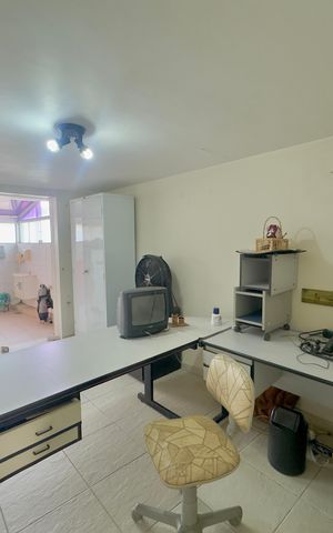 Casa à venda com 280m², 5 quartos e 2 vagas Casa à venda com 280m², 5 quartos e 2 vagasQuarto 3