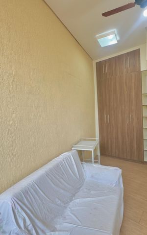 Casa à venda com 280m², 5 quartos e 2 vagas Casa à venda com 280m², 5 quartos e 2 vagasQuarto 5