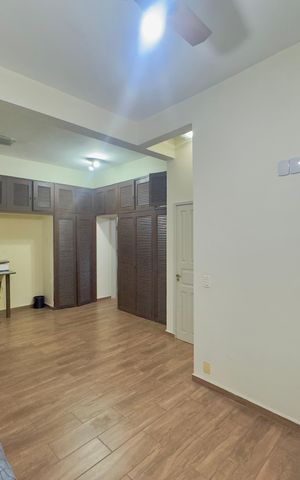 Casa à venda com 280m², 5 quartos e 2 vagas Casa à venda com 280m², 5 quartos e 2 vagasQuarto 2