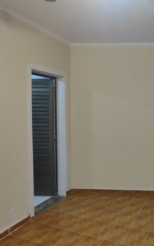 Casa para alugar com 180m², 3 quartos e 5 vagas Casa para alugar com 180m², 3 quartos e 5 vagasSuíte