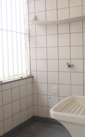 Casa para alugar com 180m², 3 quartos e 5 vagasÁrea de Serviço