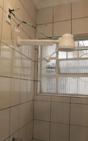 Casa para alugar com 180m², 3 quartos e 5 vagasBanheiro Social