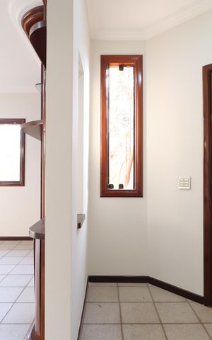 Casa para alugar com 216m², 4 quartos e 2 vagasHall de entrada