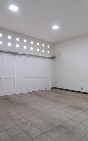 Casa para alugar com 216m², 4 quartos e 2 vagasGaragem