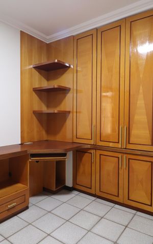 Casa para alugar com 216m², 4 quartos e 2 vagasQuarto 1