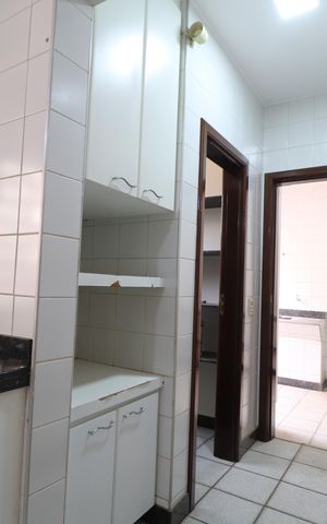 Casa para alugar com 216m², 4 quartos e 2 vagasCozinha