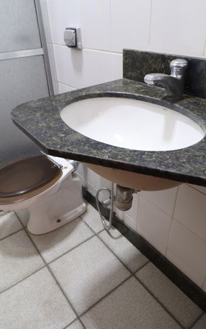 Casa para alugar com 216m², 4 quartos e 2 vagasBanheiro de serviço