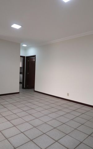 Casa para alugar com 216m², 4 quartos e 2 vagasSala