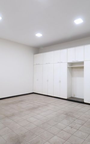 Casa para alugar com 216m², 4 quartos e 2 vagasGaragem