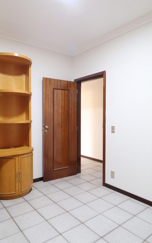 Casa para alugar com 216m², 4 quartos e 2 vagasQuarto 3