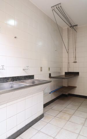 Casa para alugar com 216m², 4 quartos e 2 vagasÁrea de Serviço