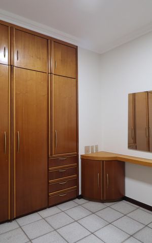 Casa para alugar com 216m², 4 quartos e 2 vagasQuarto 2