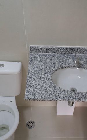 Apartamento para alugar com 70m², 3 quartos e 1 vaga Apartamento para alugar com 70m², 3 quartos e 1 vagaBanheiro da Suíte