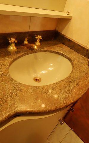 Apartamento para alugar com 90m², 3 quartos e 2 vagasBanheiro Social - Pia