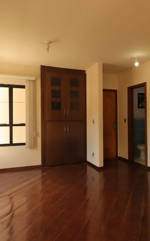 Apartamento para alugar com 90m², 3 quartos e 2 vagasSala