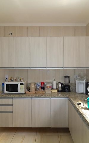 Casa à venda com 120m², 3 quartos e 2 vagas Casa à venda com 120m², 3 quartos e 2 vagasCozinha