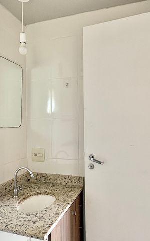 Apartamento para alugar com 82m², 2 quartos e 1 vaga Apartamento para alugar com 82m², 2 quartos e 1 vagaBanheiro da Suíte