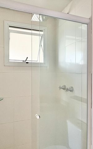 Apartamento para alugar com 82m², 2 quartos e 1 vaga Apartamento para alugar com 82m², 2 quartos e 1 vagaBanheiro da Suíte