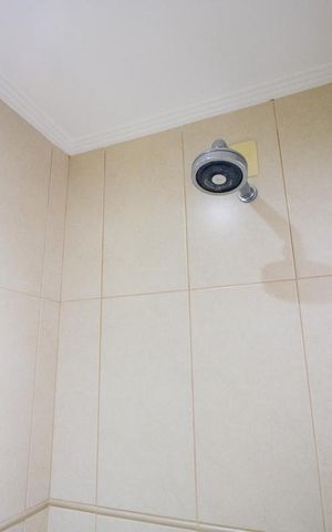 Apartamento para alugar com 124m², 3 quartos e 2 vagas Apartamento para alugar com 124m², 3 quartos e 2 vagasBanheiro do quarto 1
