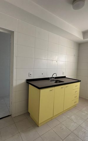 Apartamento à venda com 107m², 3 quartos e 2 vagas Apartamento à venda com 107m², 3 quartos e 2 vagasCozinha